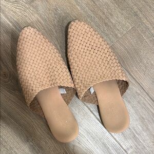 Women's Tan Woven Mules